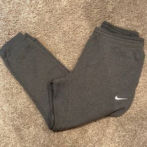 Mens Nike Joggers. XL. Dark grey.